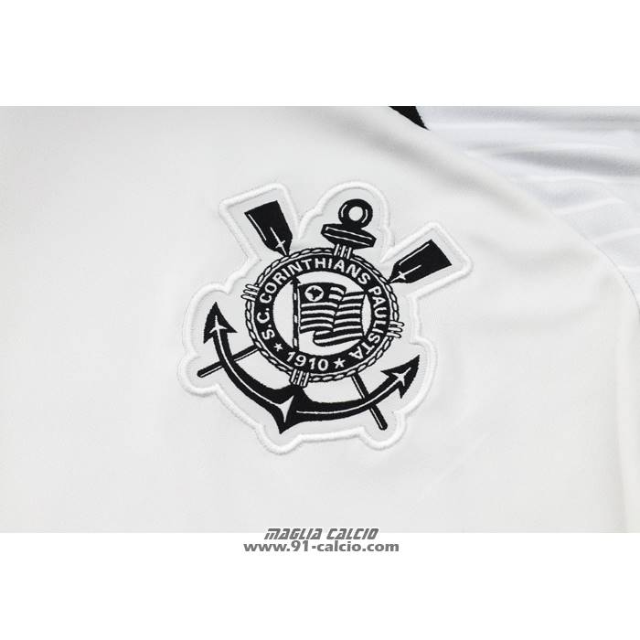 Tuta da Track
 Corinthians Manica Corta
 2024-2025 Grigio
 - Pantaloncini
